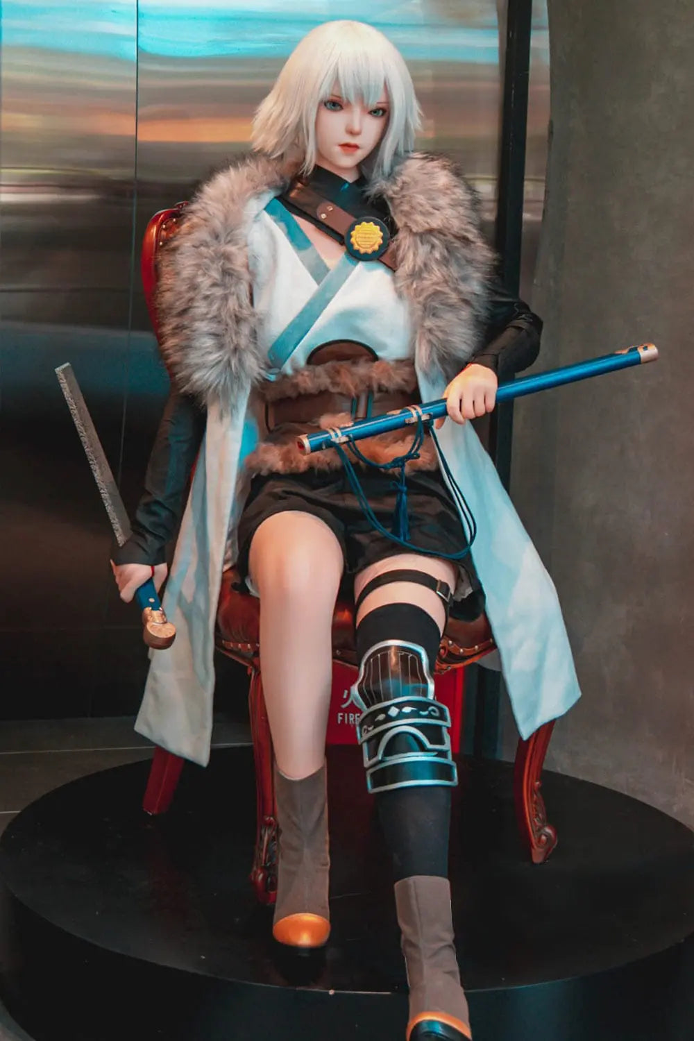 Alejandra, white short hair, teal leather combat armor, fur collar, leg bindings, Bai Yue Kui Ling Cage apocalypse queen, looking away, holding her weapon, sitting on a leather wooden sofa chair, brown leather boots – Chinese anime cosplay fantasy sex doll by TopLoveDoll