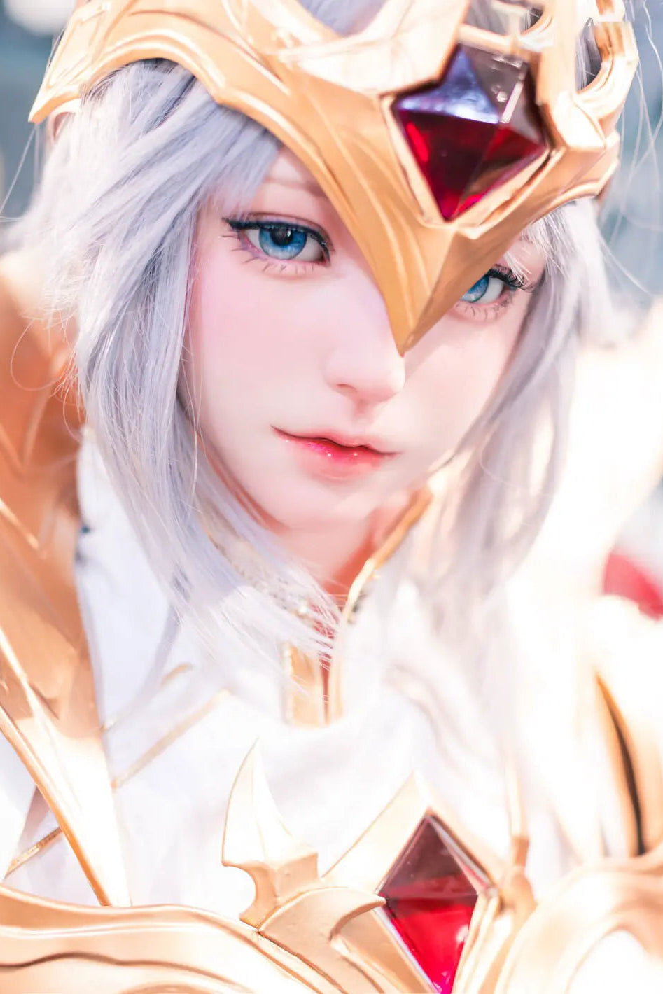 Alena silver-white long hair gold crescent crown white gold imperial armor blue gold skirt Diana Lunar Goddess Prestige Emperor skin – League of Legends cosplay fantasy sex doll by TopLoveDoll