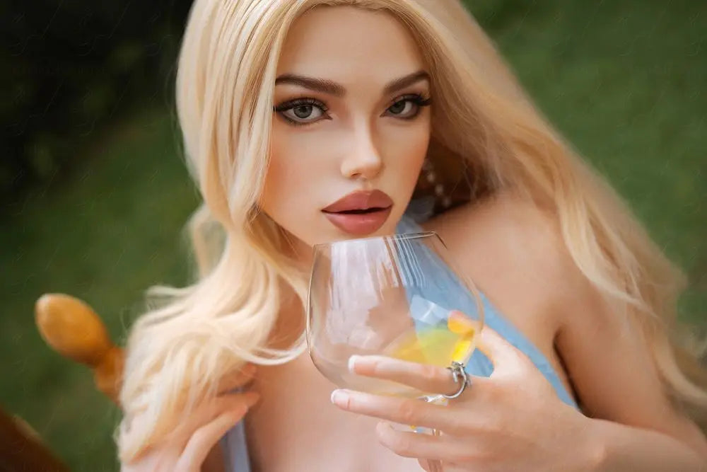 TopLoveDoll | Mehrgrößen-anpassbare, lebensechte Sex-Puppe Strider