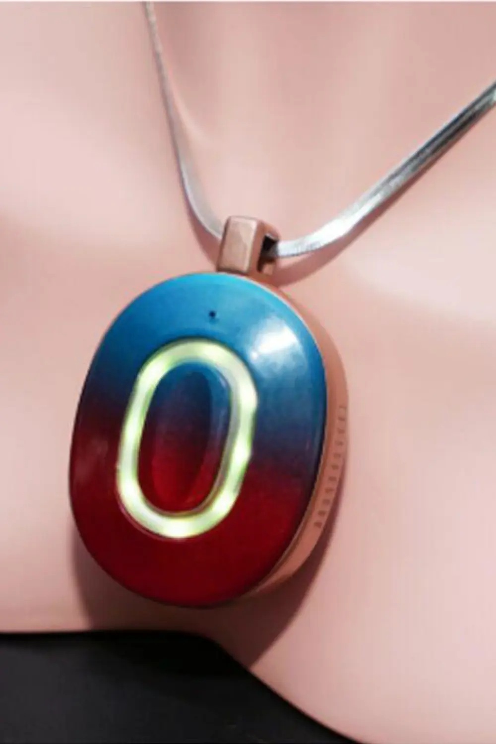 TopLoveDoll AI Chat Necklace – Portable voice AI companion for sex dolls, silver pendant design
